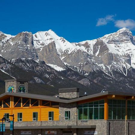 Canmore Downtown Hostel Ngoại thất bức ảnh
