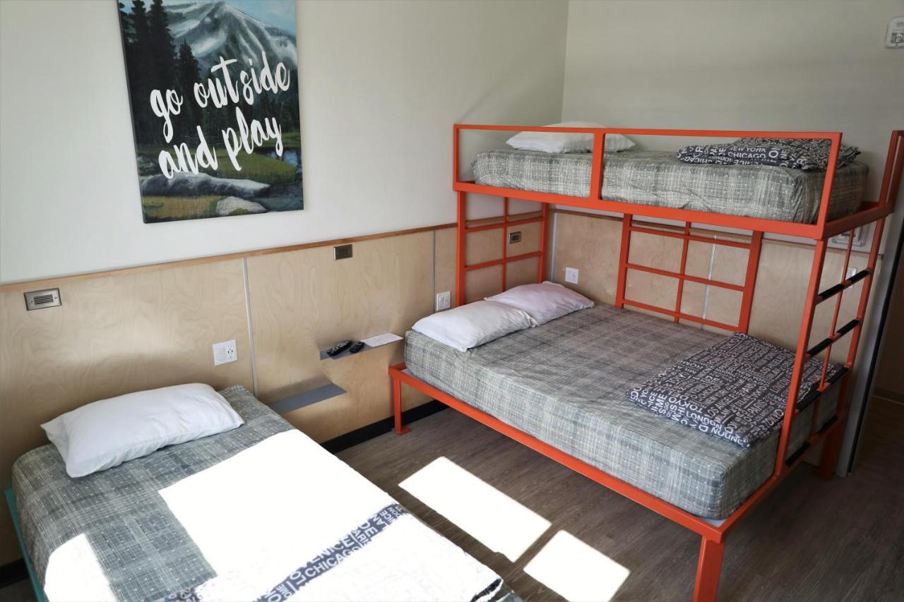 Canmore Downtown Hostel Ngoại thất bức ảnh