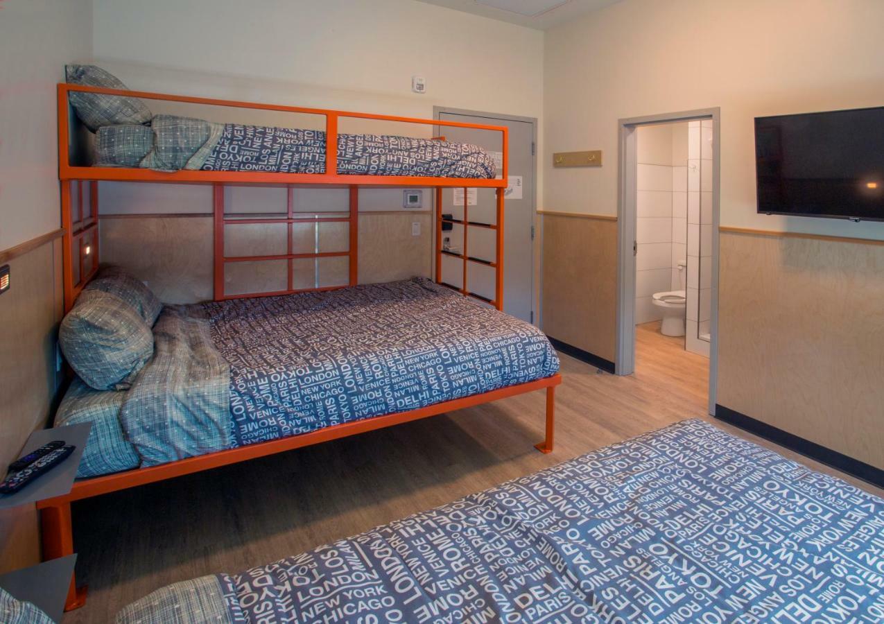 Canmore Downtown Hostel Ngoại thất bức ảnh